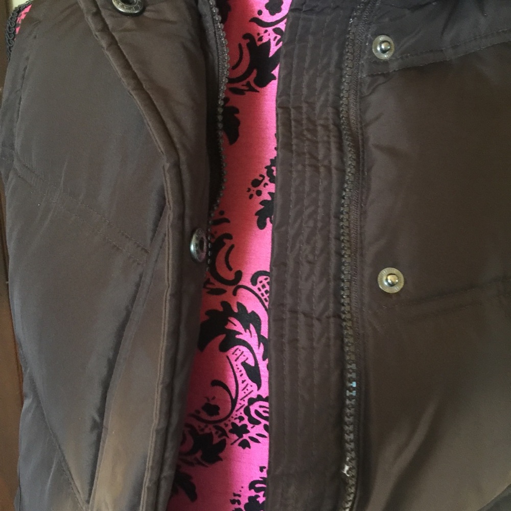 Beautiful Vest - Picture 3 of 6